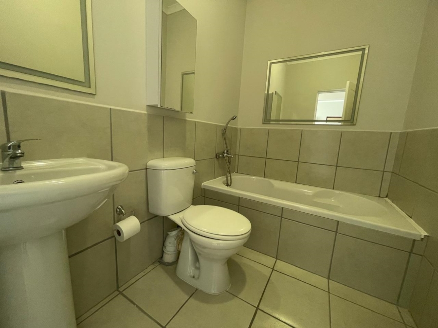 2 Bedroom Property for Sale in Island View Western Cape